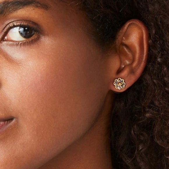 ♠️Kate Spade "Spades & Studs" Earrings - Picture 8 of 10